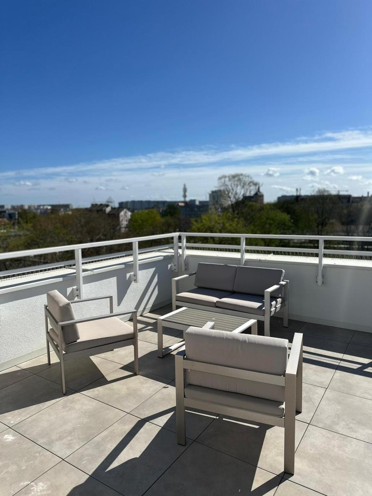 4Summer Kolobrzeg Apartamenty White Blue Sauna & Fitness & Parking 100 Metrow Do Pieknej Szerokiej Piaszczystej Plazy, Wspanialy Widok Z Duzego Tarasu! 100 Meter Zu Einem Schoenen Breiten Sandstrand, Herrliche Aussicht Von Einer Grossen Terrasse! Kołobrzeg Exterior foto