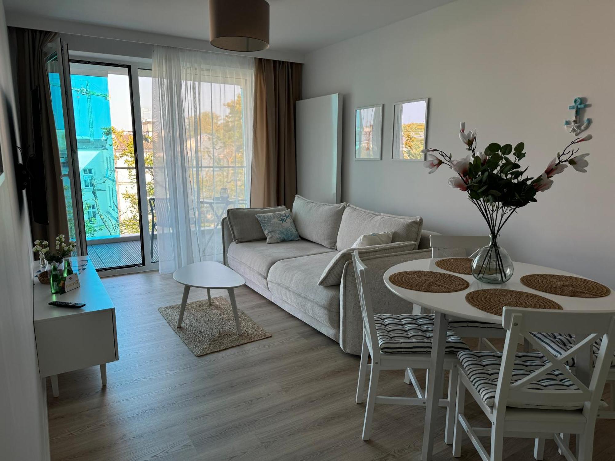 4Summer Kolobrzeg Apartamenty White Blue Sauna & Fitness & Parking 100 Metrow Do Pieknej Szerokiej Piaszczystej Plazy, Wspanialy Widok Z Duzego Tarasu! 100 Meter Zu Einem Schoenen Breiten Sandstrand, Herrliche Aussicht Von Einer Grossen Terrasse! Kołobrzeg Exterior foto